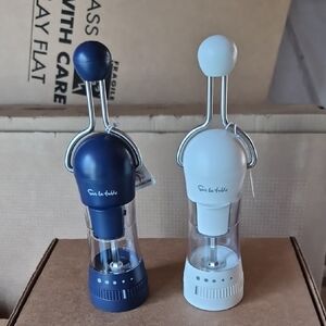 Sur La Table Navy and White Rachet Mill Set